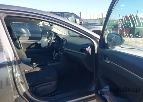 2019 Hyundai Elantra Value Edition из США, поврежденный, VIN 5NPD84LF5KH445034